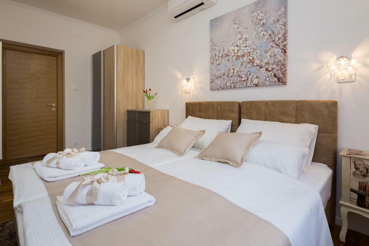 Luxury Apartment Luce สปลิท ภายนอก รูปภาพ