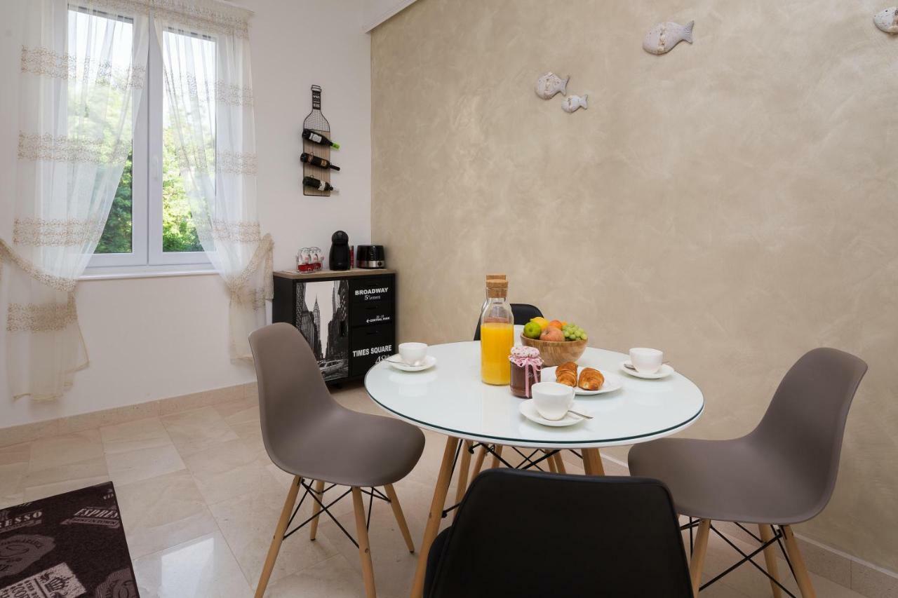 Luxury Apartment Luce สปลิท ภายนอก รูปภาพ