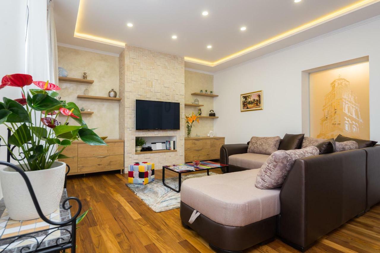 Luxury Apartment Luce สปลิท ภายนอก รูปภาพ