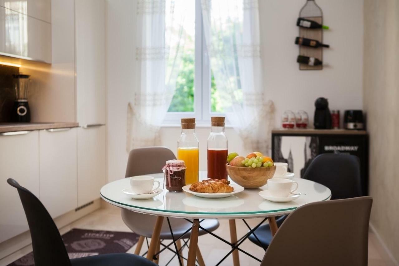 Luxury Apartment Luce สปลิท ภายนอก รูปภาพ