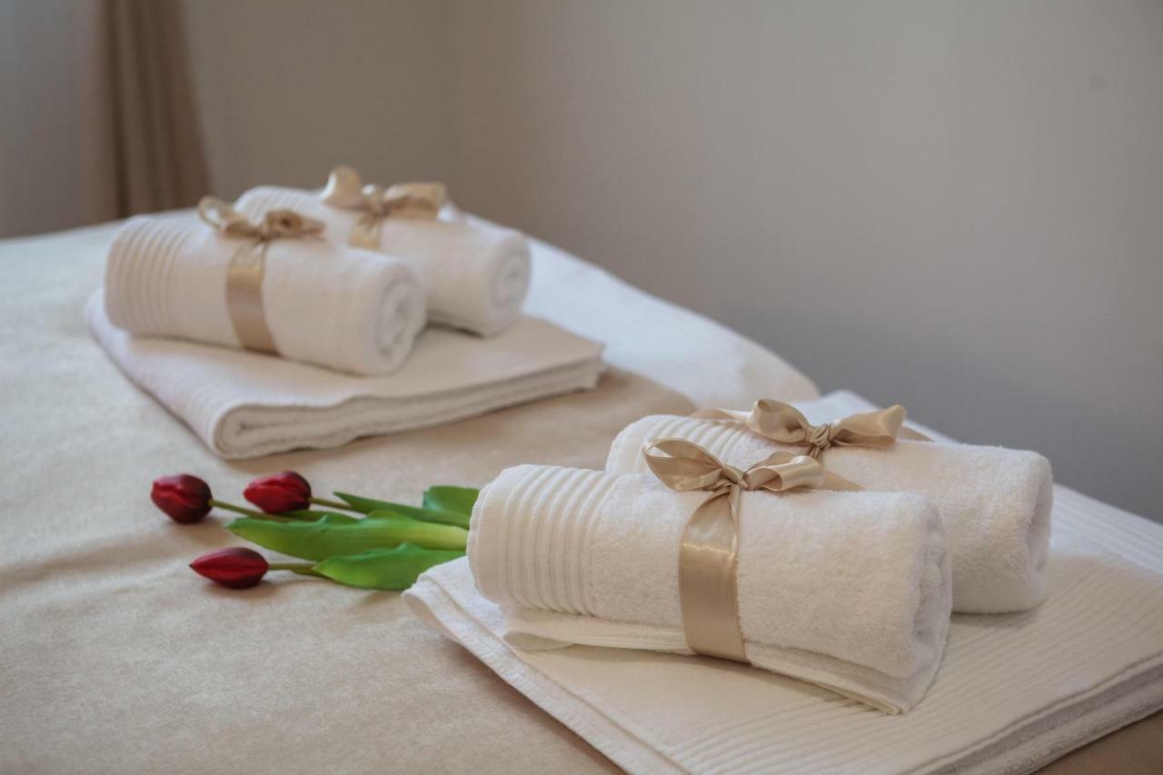 Luxury Apartment Luce สปลิท ภายนอก รูปภาพ